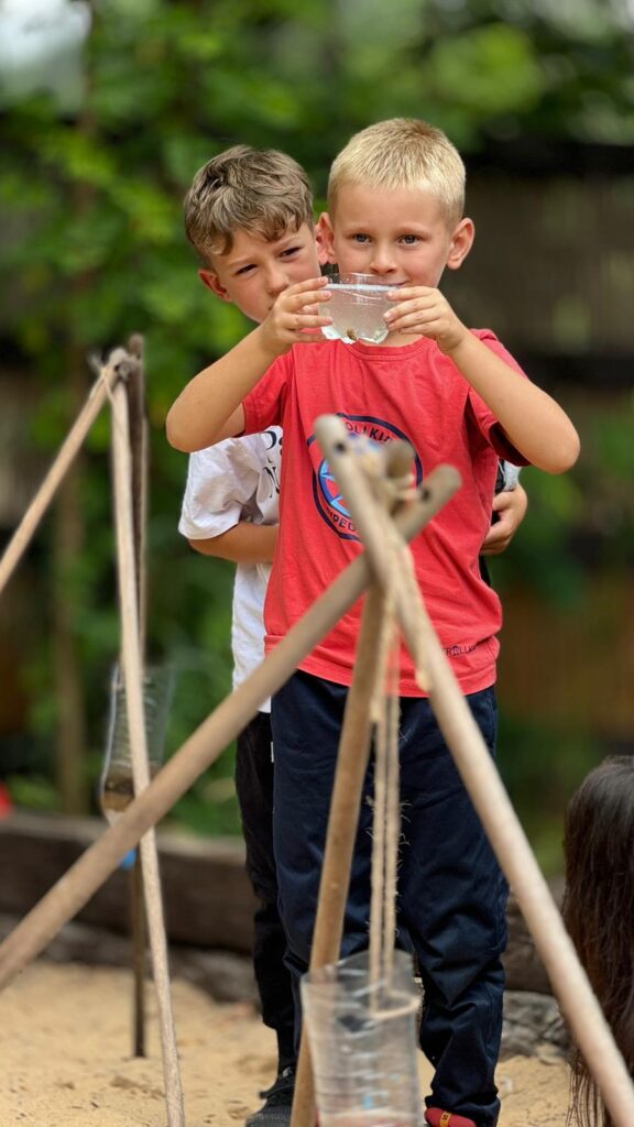 obóz survivalowy dla dzieci – nauka uzdatniania wody